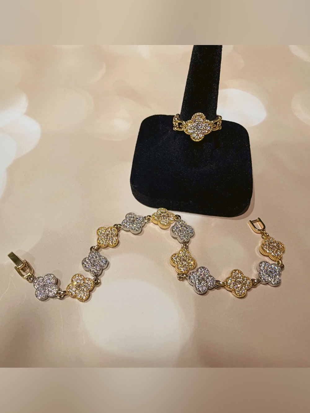 🤍 New Two-Tone Gold and Silver Clover Bracelet and Ring Set💎